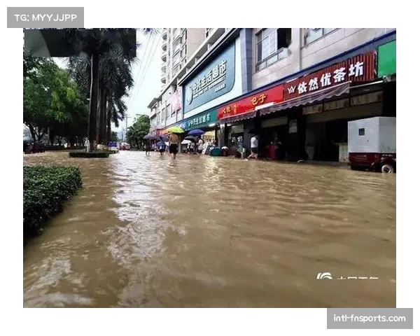 大风暴雨持续影响 英超多场比赛或因洪水冲击延期 大风暴雨持续影响 英超多场比赛或因洪水冲击延期